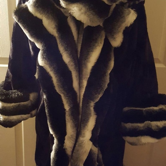 Custom Order Faux Chinchilla Velboa Faux Fur Coat - Picture 4 of 7